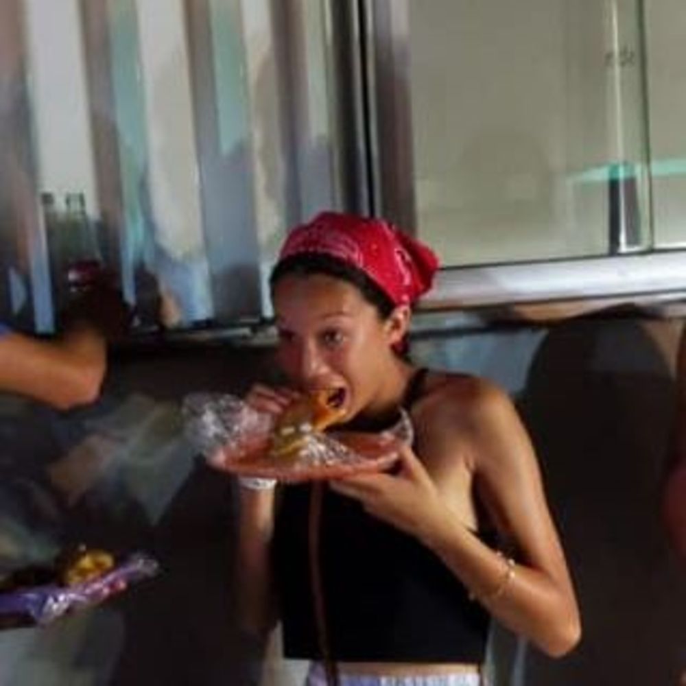 Meet your Posher, Mahala